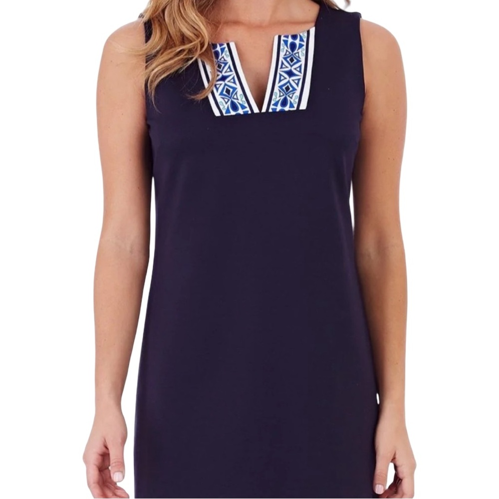 JUDE CONNALLY CARISSA PONTE SHIFT DRESS IN DARK NAVY MOD BORDER MEDIUM